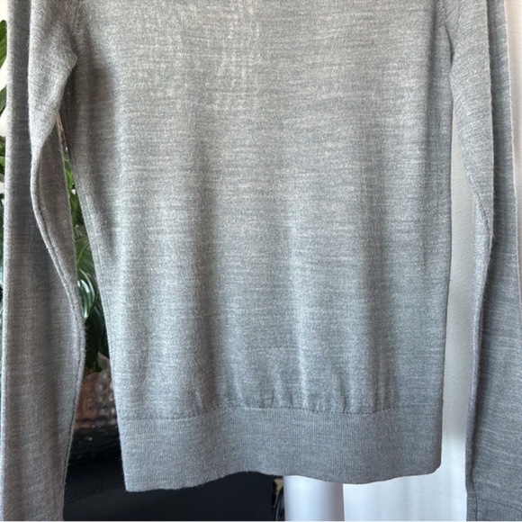 LOFT Ann Taylor Wool Blend Jewel Embellished Collar Top Sweater Sz XS Gray Light - Picture 9 of 9